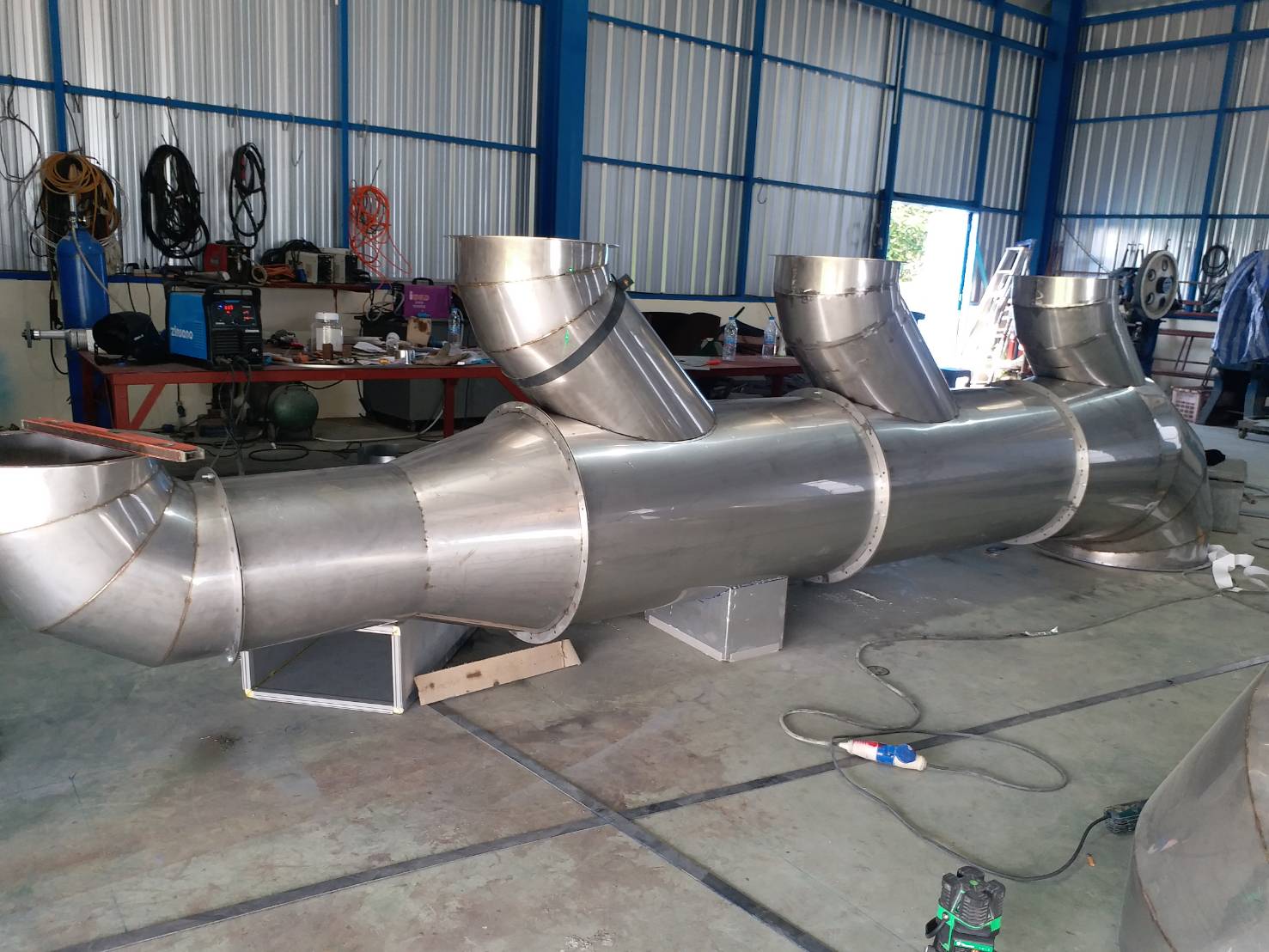 31 - https://tadeoairduct.com | บริษัท ทาดิโอ้ แอร์ดักท์ จำกัด - TADEO AIR DUCT CO.,LTD. | รับงานระบบปรับอากาศ ระบายอากาศ ท่อดักท์แอร์ ท่อ Hood ดูดอากาศเสีย ทั้ง PID/สังกะสี เหล็กดำ ท่อสแตนเลส งานโลหะแผ่นต่างๆ 31 - https://tadeoairduct.com | บริษัท ทาดิโอ้ แอร์ดักท์ จำกัด - TADEO AIR DUCT CO.,LTD. | รับงานระบบปรับอากาศ ระบายอากาศ ท่อดักท์แอร์ ท่อ Hood ดูดอากาศเสีย ทั้ง PID/สังกะสี เหล็กดำ ท่อสแตนเลส งานโลหะแผ่นต่างๆ