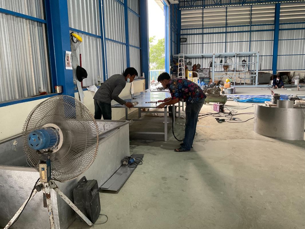 42 - https://tadeoairduct.com | บริษัท ทาดิโอ้ แอร์ดักท์ จำกัด - TADEO AIR DUCT CO.,LTD. | รับงานระบบปรับอากาศ ระบายอากาศ ท่อดักท์แอร์ ท่อ Hood ดูดอากาศเสีย ทั้ง PID/สังกะสี เหล็กดำ ท่อสแตนเลส งานโลหะแผ่นต่างๆ 42 - https://tadeoairduct.com | บริษัท ทาดิโอ้ แอร์ดักท์ จำกัด - TADEO AIR DUCT CO.,LTD. | รับงานระบบปรับอากาศ ระบายอากาศ ท่อดักท์แอร์ ท่อ Hood ดูดอากาศเสีย ทั้ง PID/สังกะสี เหล็กดำ ท่อสแตนเลส งานโลหะแผ่นต่างๆ